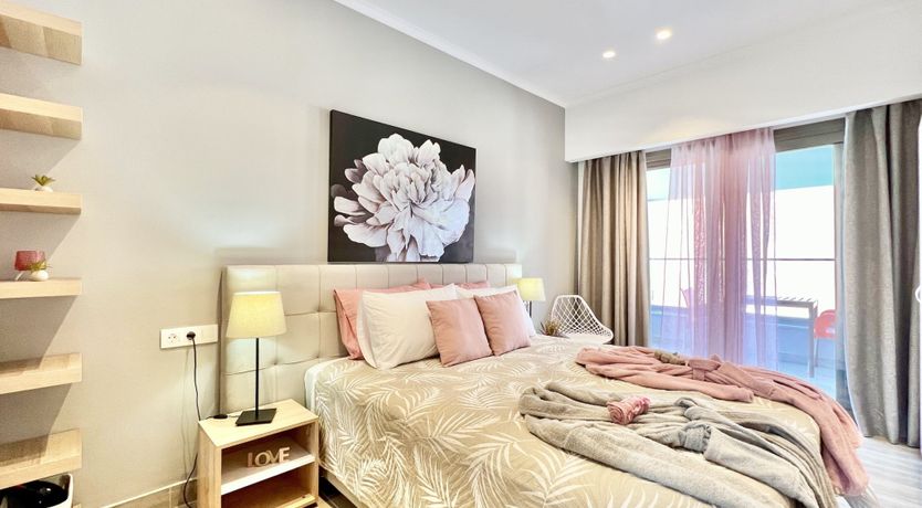 Photo of Seascape Souvenir