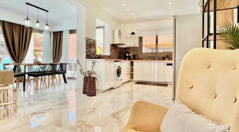 Photo of Seascape Souvenir