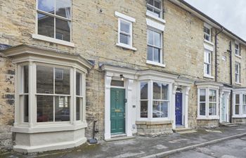 Market Town Retreat Holiday Cottage