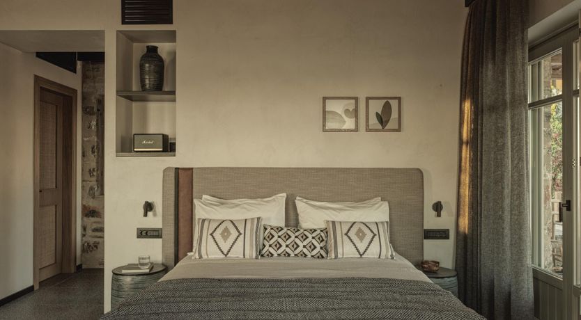 Photo of The Pagasitic