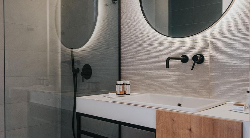 Photo of The Athenian Wave