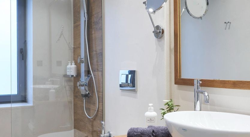 Photo of Ode To Beauty