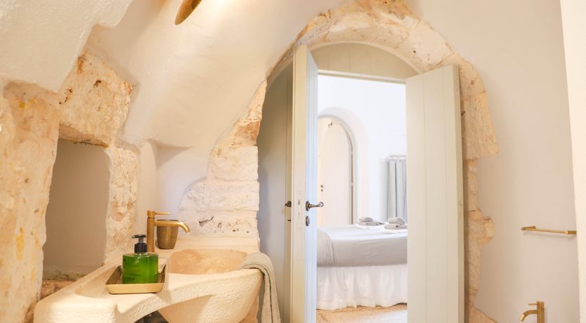 Photo of Rosemary & Oil