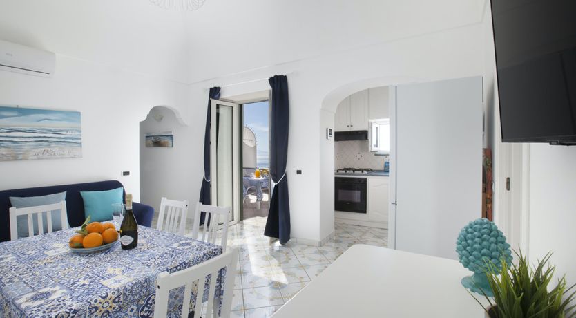 Photo of Tyrrhenian Throne