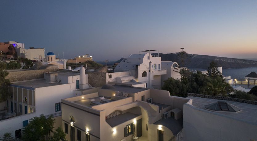 Photo of The Horizon's Cradle