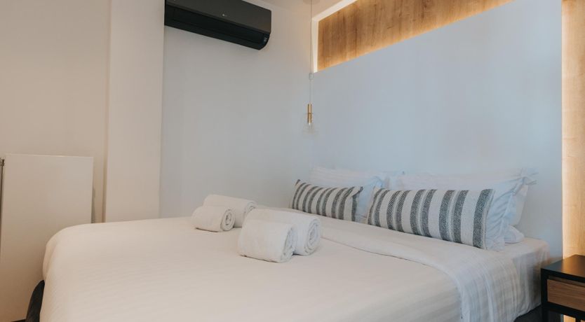 Photo of The Athenian Merchant