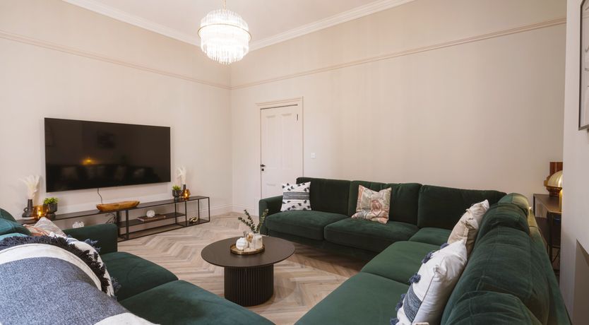 Photo of Blue Velvet & Cedar