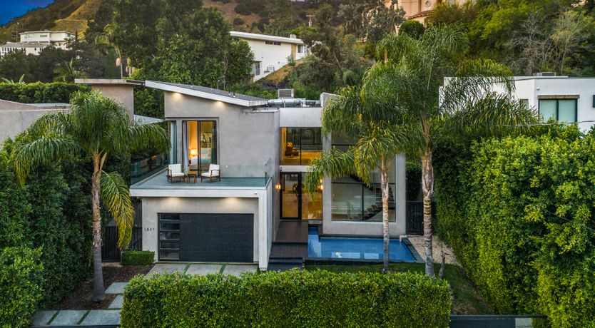 Photo of Big City Paradise