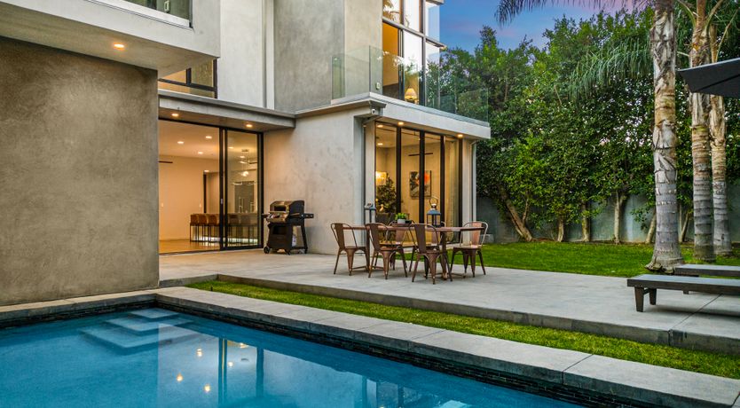 Photo of Big City Paradise