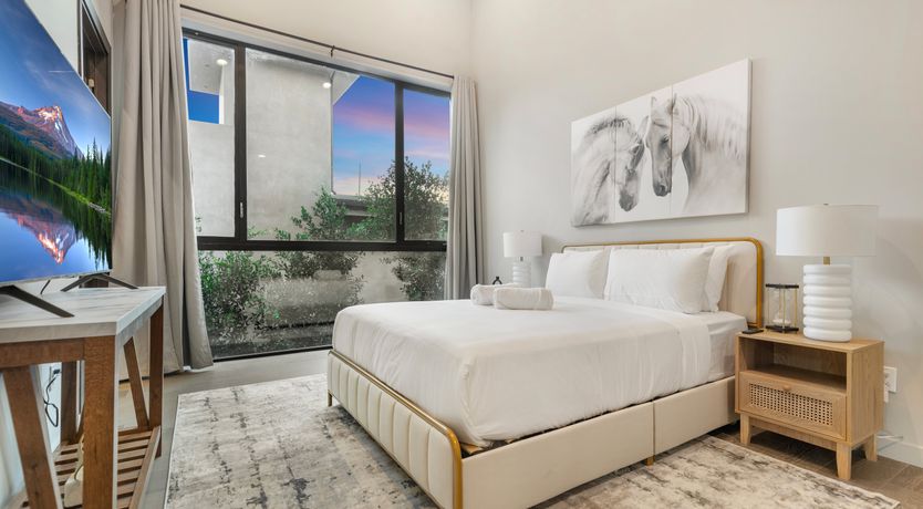 Photo of Big City Paradise