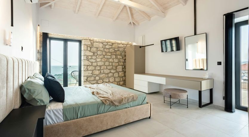 Photo of Luxury Sea Retreat