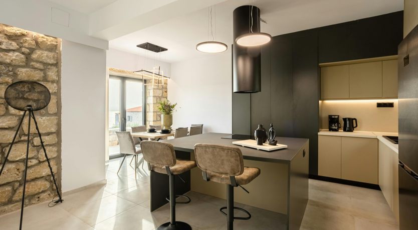 Photo of Luxury Sea Retreat