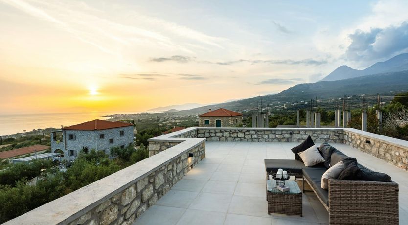 Photo of Luxury Sea Retreat