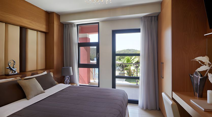 Photo of The Beachfront Hideaway