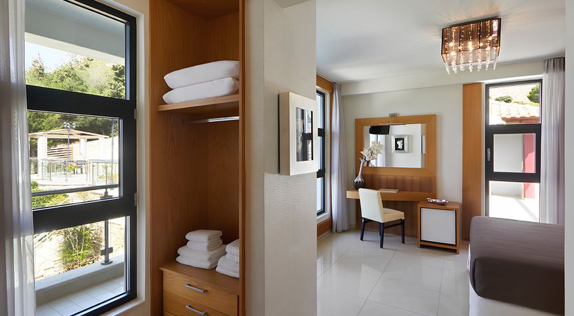 Photo of The Beachfront Hideaway