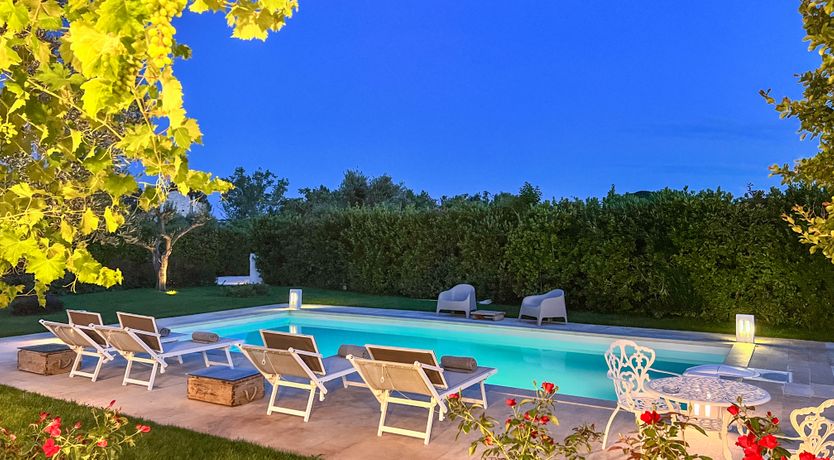 Photo of Pergola Picnic