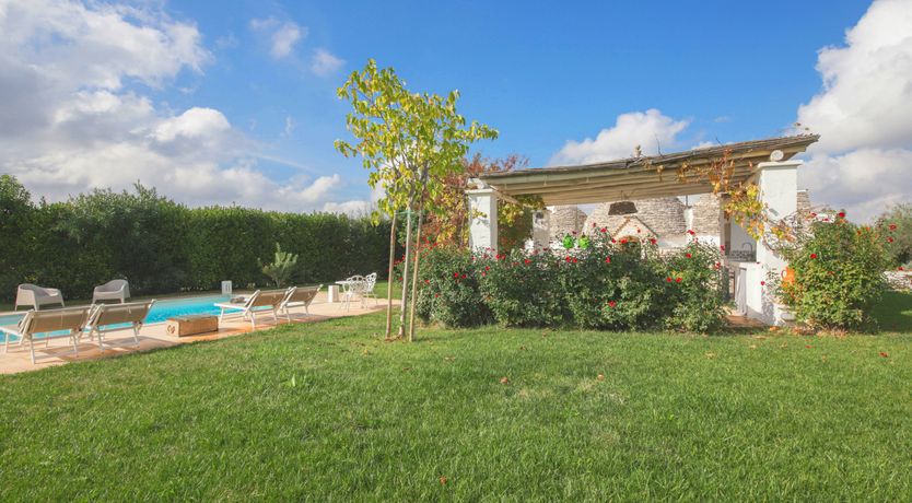 Photo of Pergola Picnic