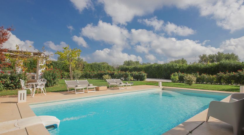 Photo of Pergola Picnic