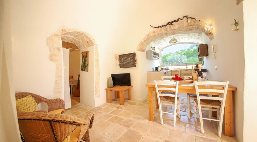 Photo of Pergola Picnic