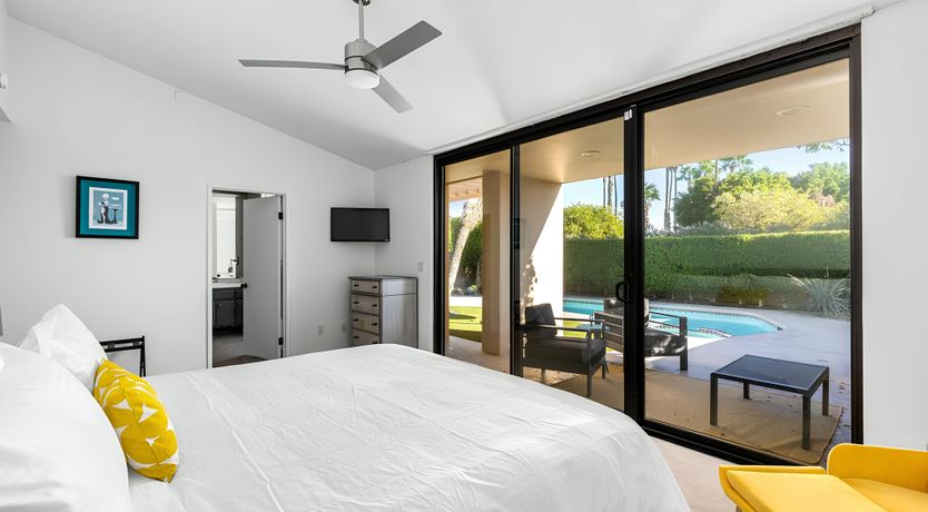 Photo of Vibrant Desert Oasis