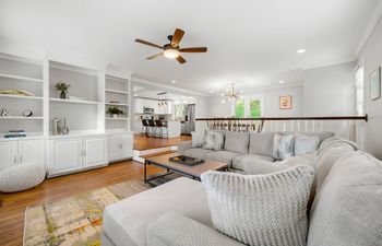 Tranquil Manor Holiday Home