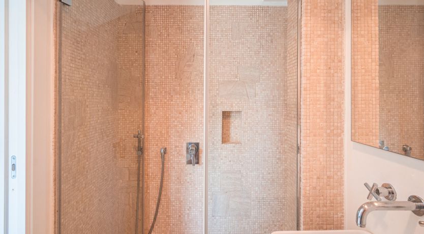 Photo of The Flower of Capri