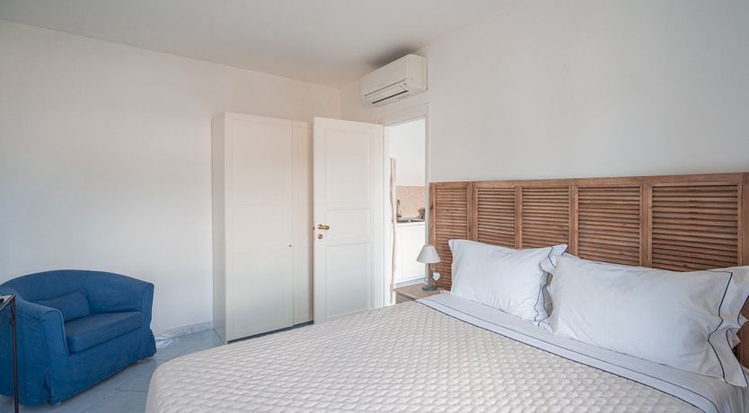 Photo of The Flower of Capri