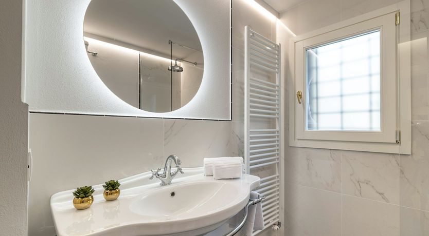 Photo of Giraldi Grandeur