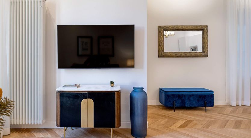 Photo of Giraldi Grandeur