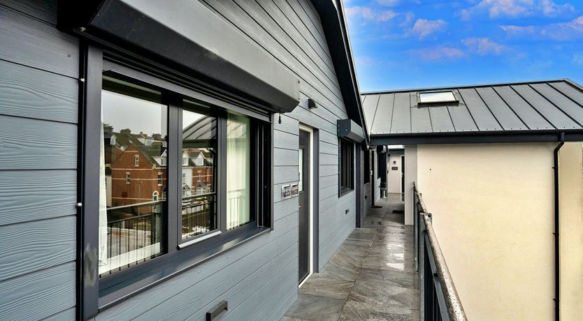 Photo of Teignmouth Tides