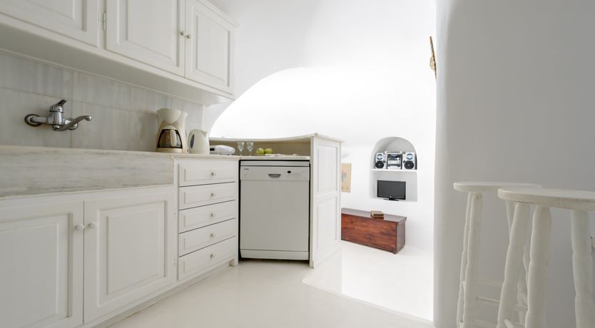 Photo of Aegean White