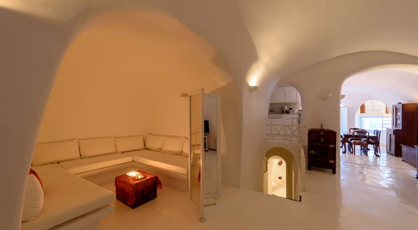 Photo of Aegean White