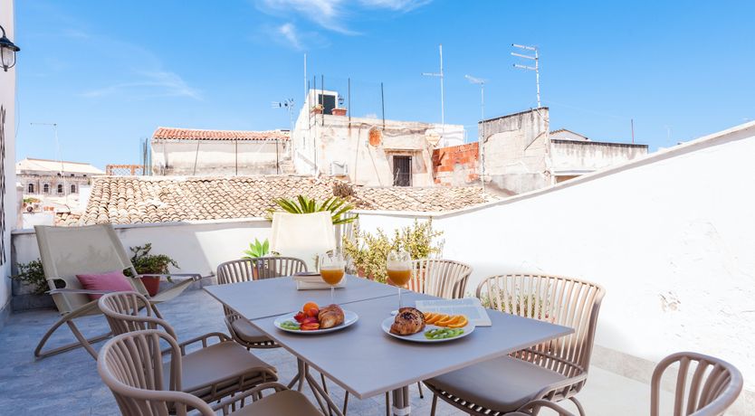 Photo of Isola Bliss