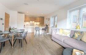 Shrewsbury Serenity Apartment