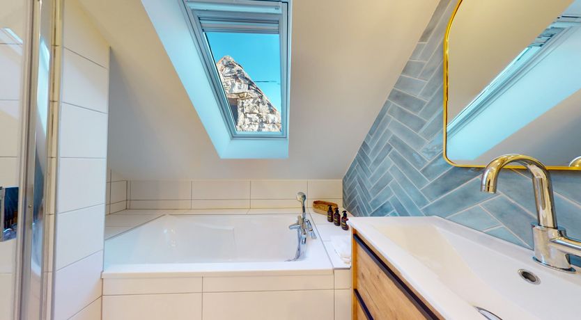 Photo of The Noble Valley