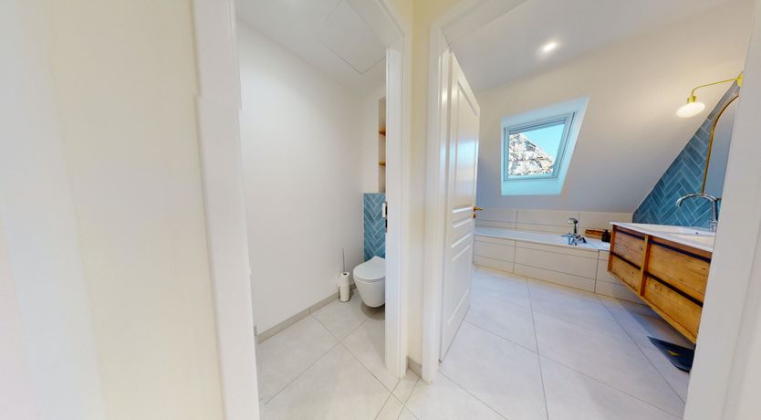 Photo of The Noble Valley