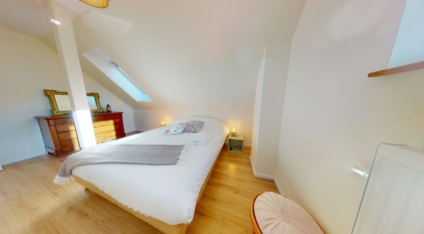 Photo of The Noble Valley