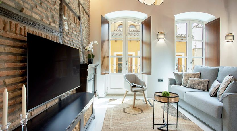 Photo of Granada Gateway