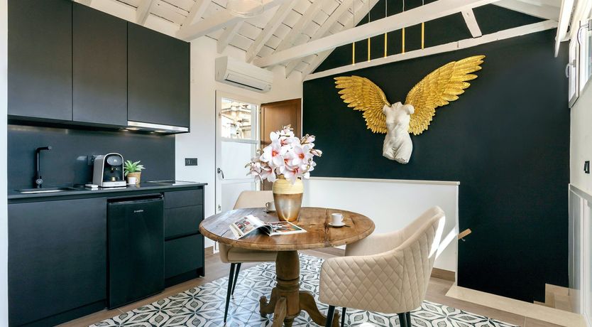 Photo of Granada Gateway