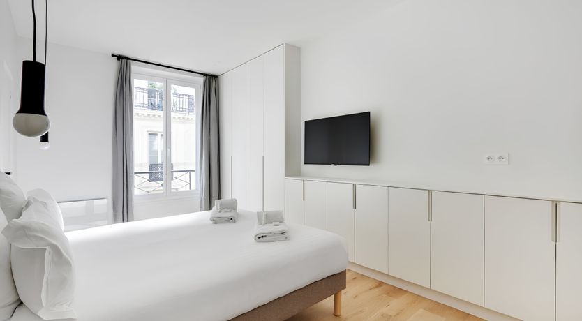 Photo of Silhouettes of Paris