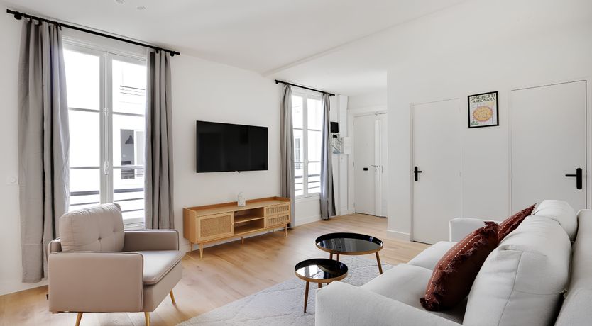 Photo of Silhouettes of Paris