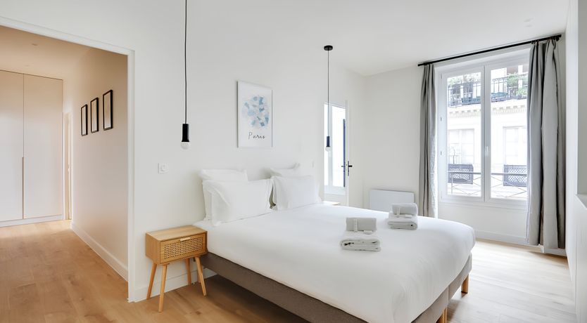 Photo of Silhouettes of Paris