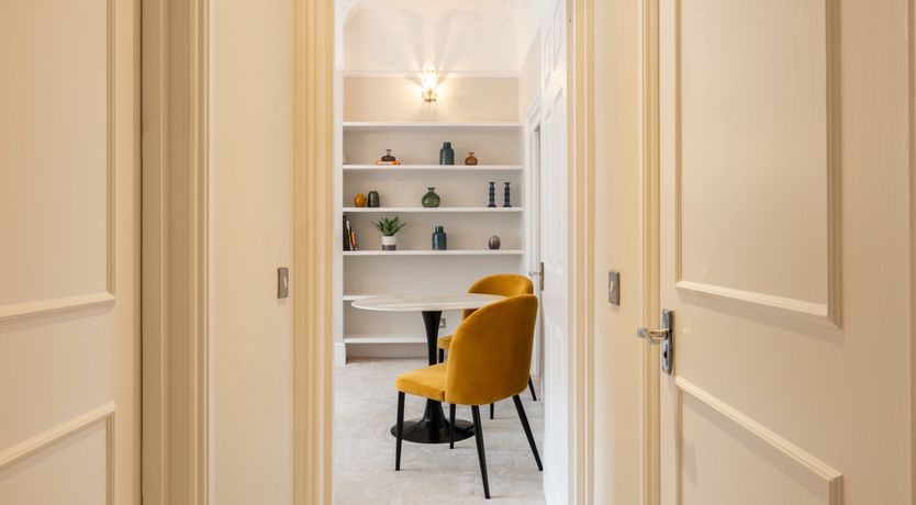 Photo of Earl's Court Elegance