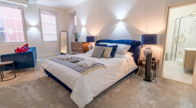 Photo of The Bumble Bee