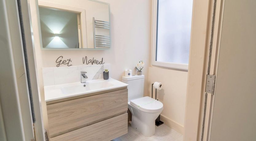 Photo of The Bumble Bee