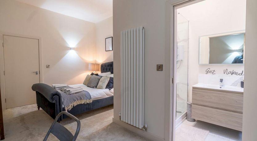 Photo of The Bumble Bee