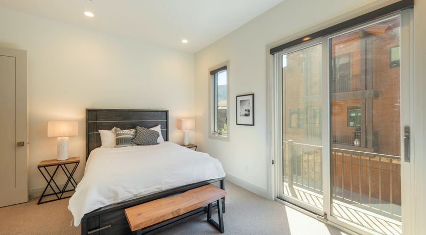 Photo of Summit Vista