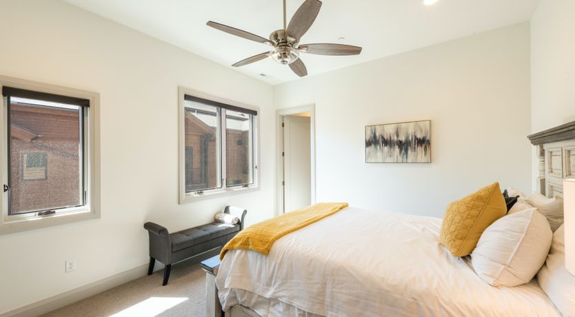 Photo of Summit Vista