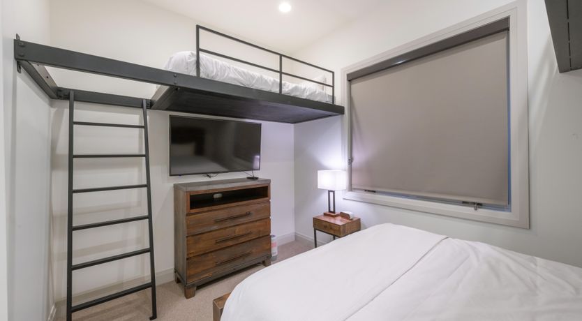 Photo of Summit Vista