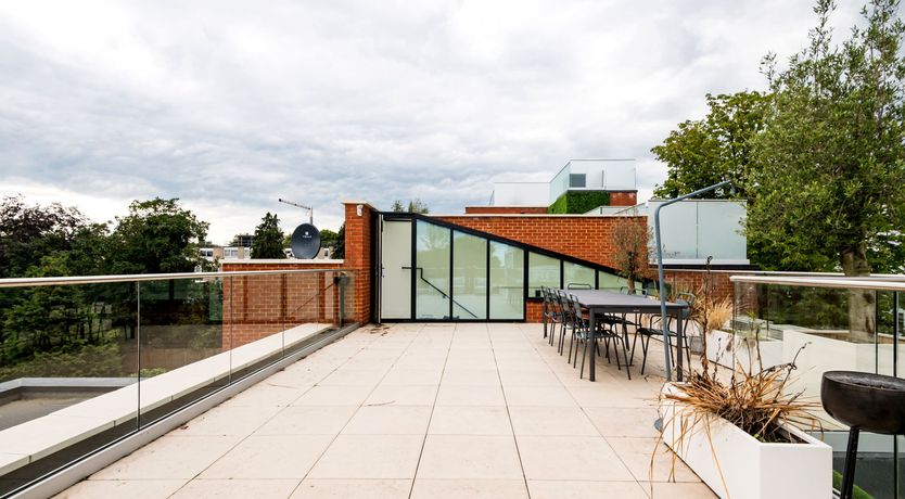 Photo of Brondesbury Belle